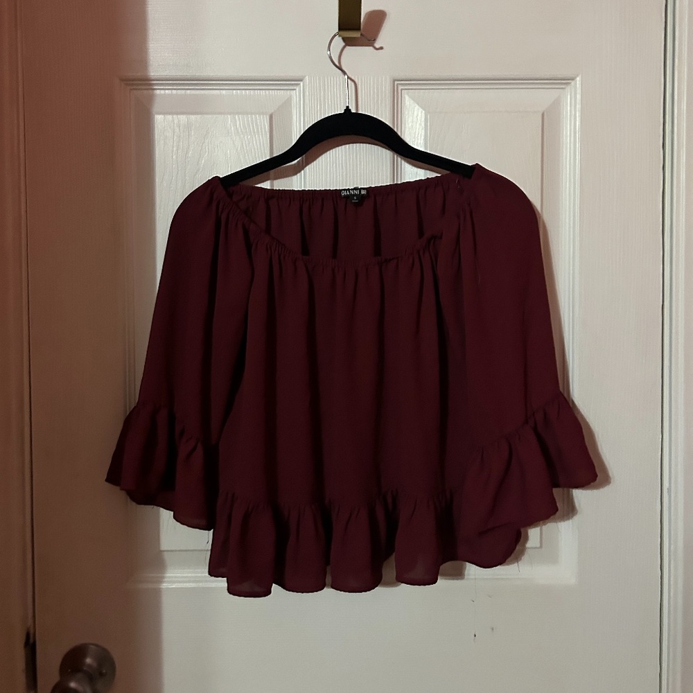 GIANNI BINI SMALL WOMENS BEAUTIFUL PARTY TOP SIZE S RED BURGUNDY BLOUSE DESIGNER